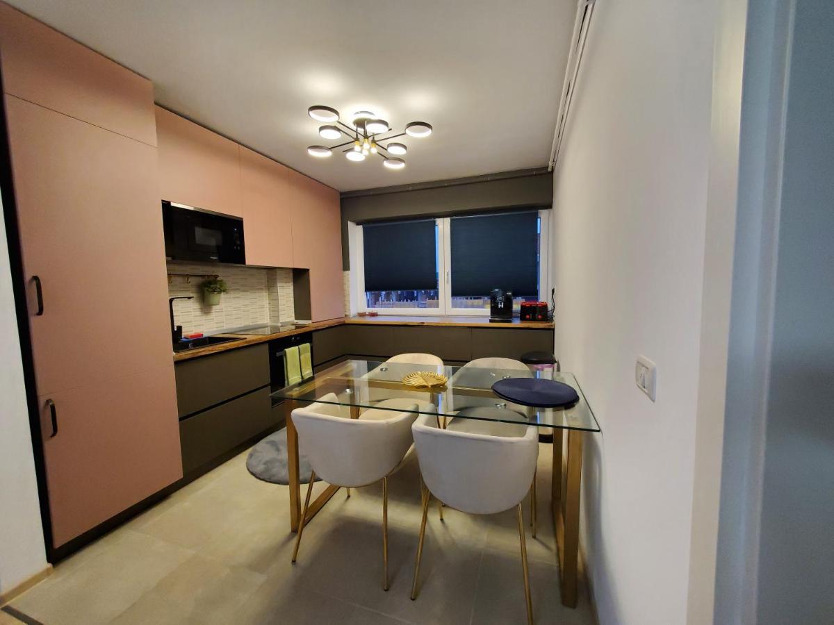 Jad- Penthouse With Jacuzzi And Mountain View - Coresi Braşov Eksteriør billede